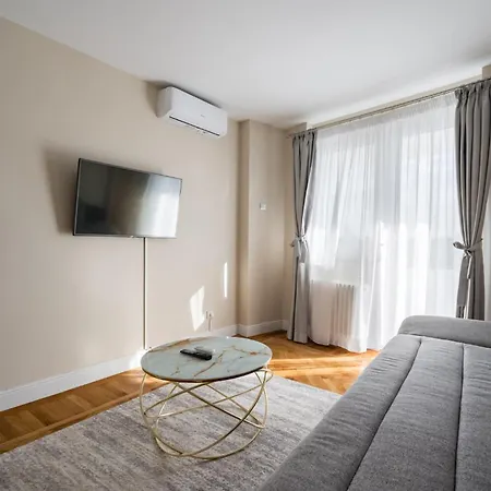 View With Private Balcony Бухарест