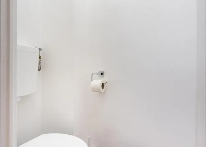 Apartment View With Private Balcony Bukarest