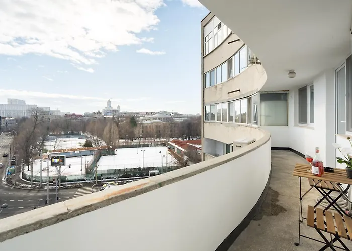 Apartment View With Private Balcony Bukarest