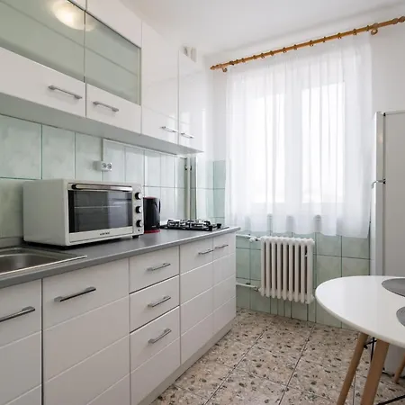 View With Private Balcony Appartement Boekarest
